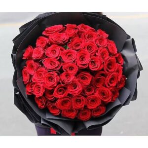 RIZZ Rose Arrangement – Bouquet