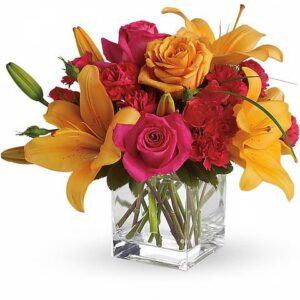 Teleflora’s Uniquely Chic