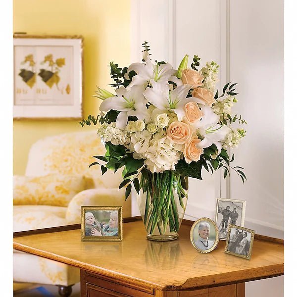 Dreams From the Heart Bouquet - Image 2