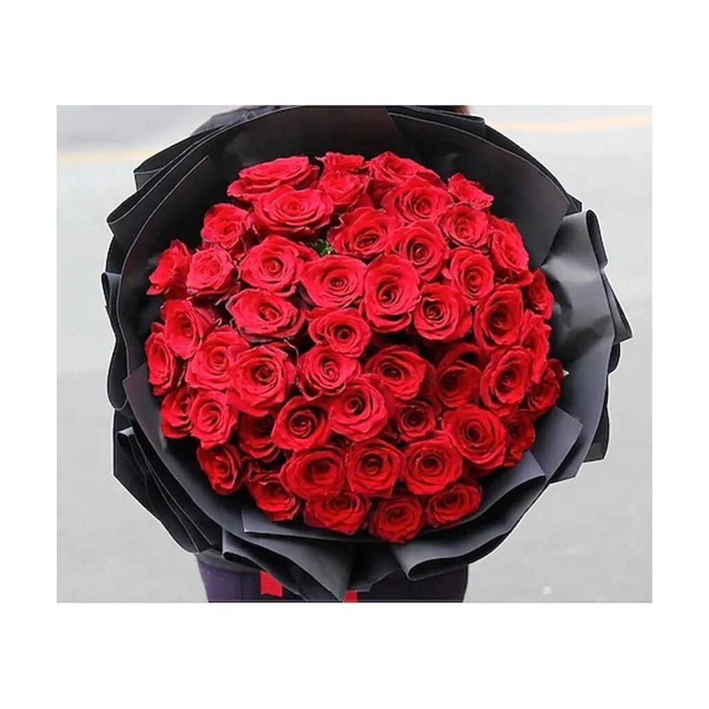 "RIZZ" Rose Arrangement - Bouquet