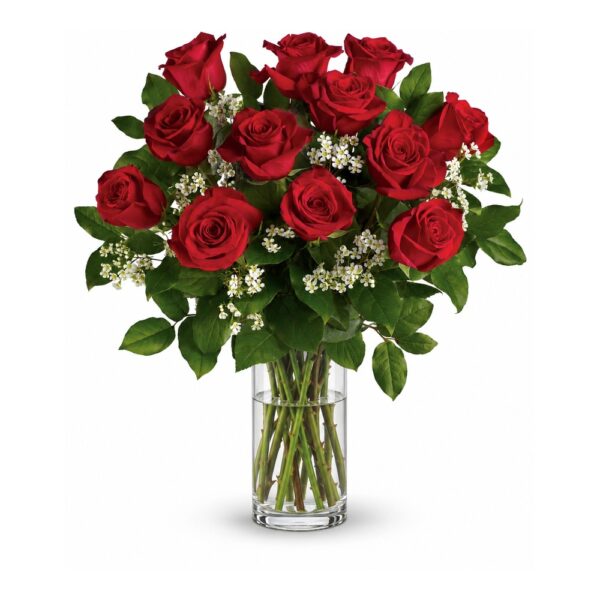 Bouquet of red roses in vase