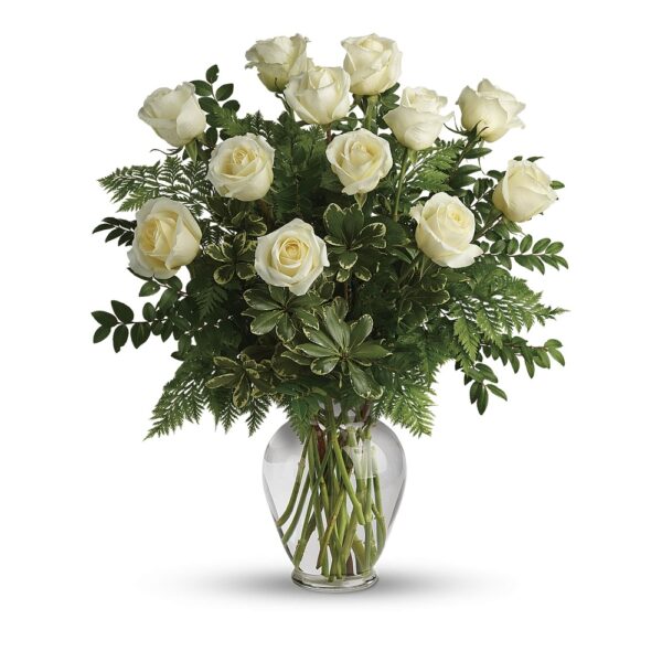 Elegant bouquet of white roses